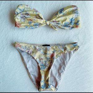 LA Hearts Size Small two piece yellow floral bikini high waisted & strapless